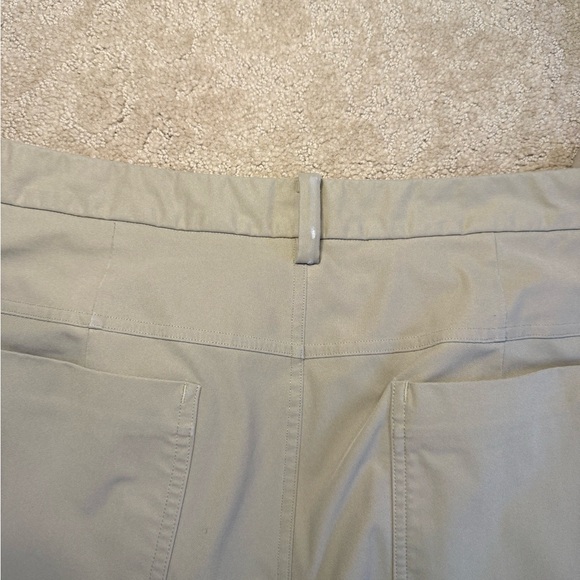 Lululemon Men’s pants, size 36, runs small, fits like 34 - Picture 6 of 6